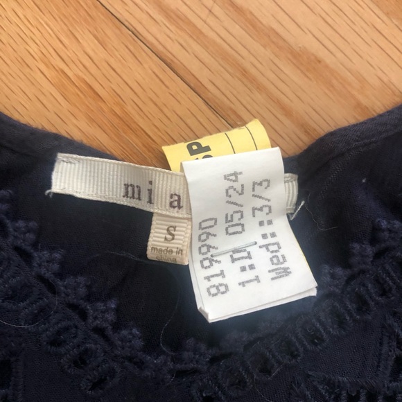 Navy Small Lace Detail Romper - Picture 4 of 4